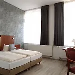 Knoetel Отель 3*