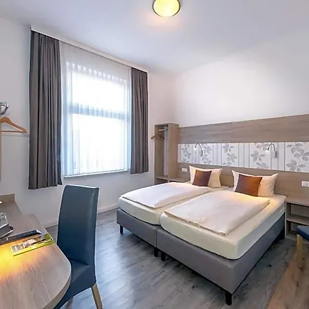 Knoetel 3* Ludwigslust