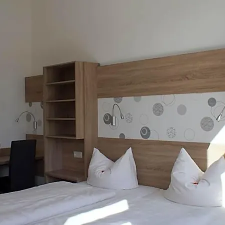 Knoetel Hotel 3*