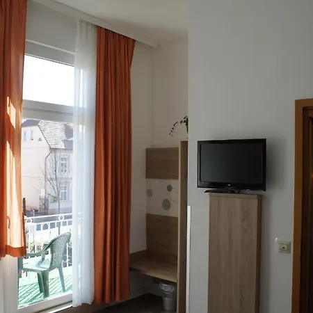Knoetel Hotel