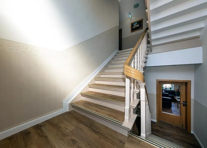 Knoetel ルートヴィヒスルスト